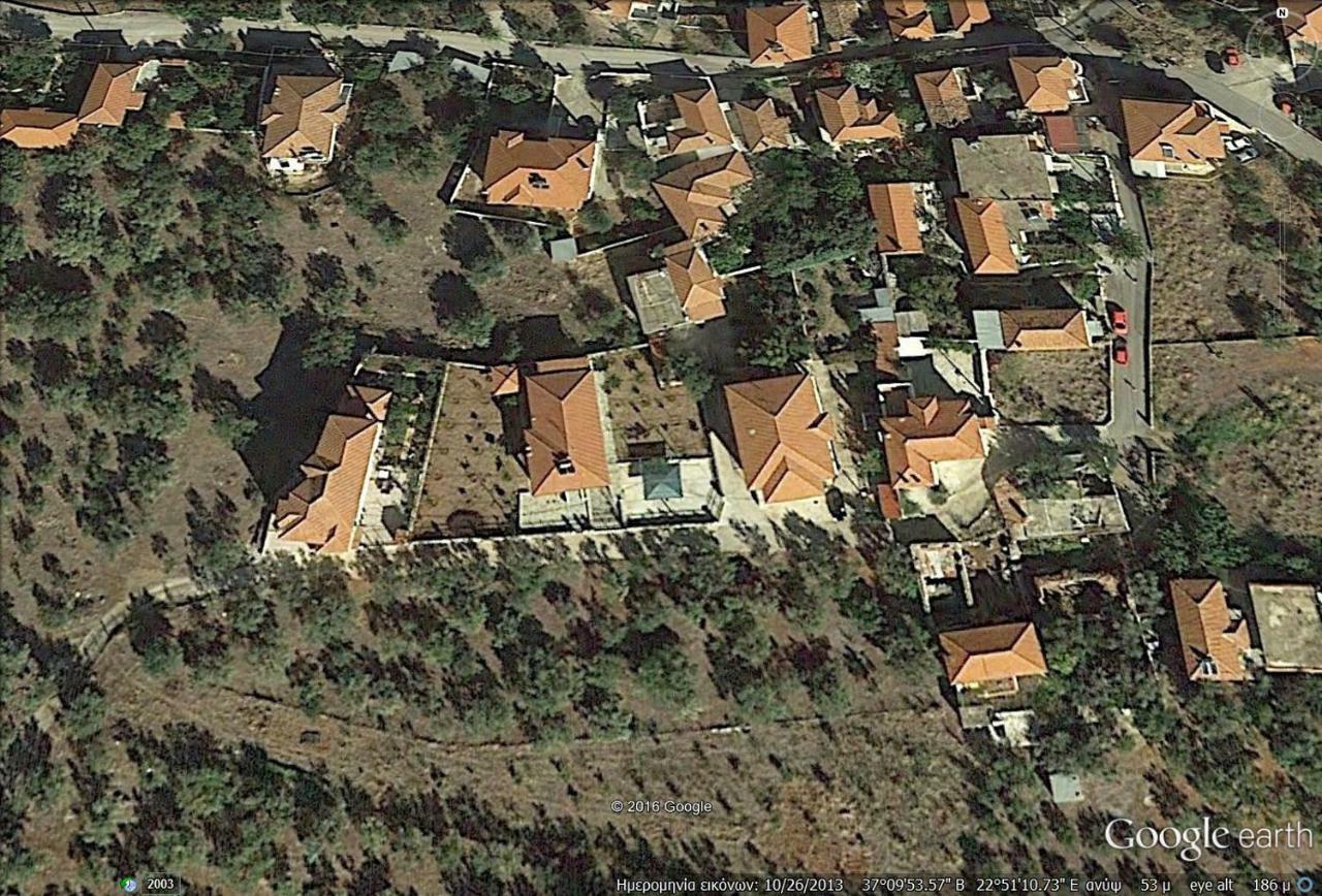 דירות "Action" House In Leonidio 4-Beds מראה חיצוני תמונה